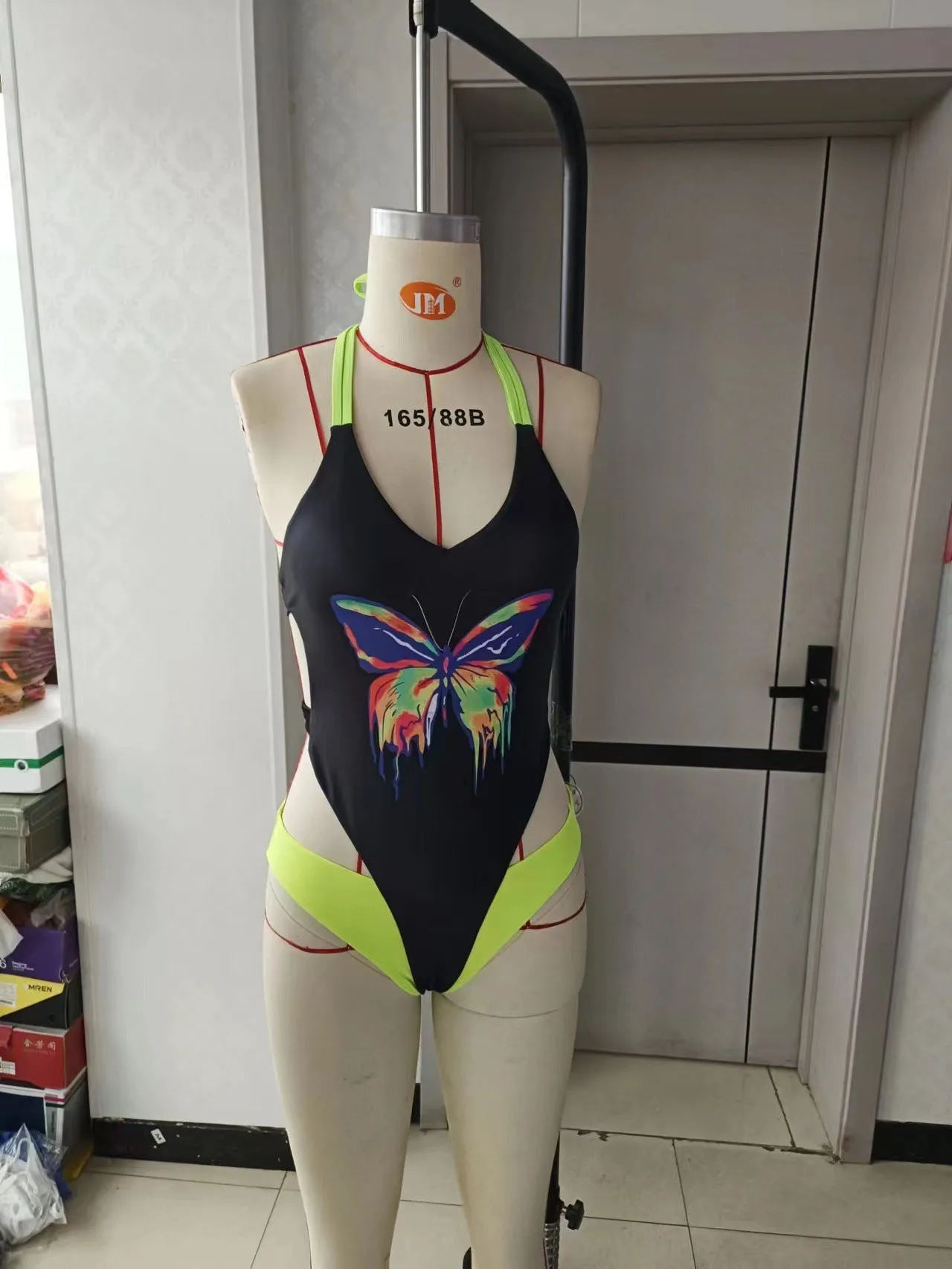 2023 Sexy Color-Matched Strapless Swimsuit