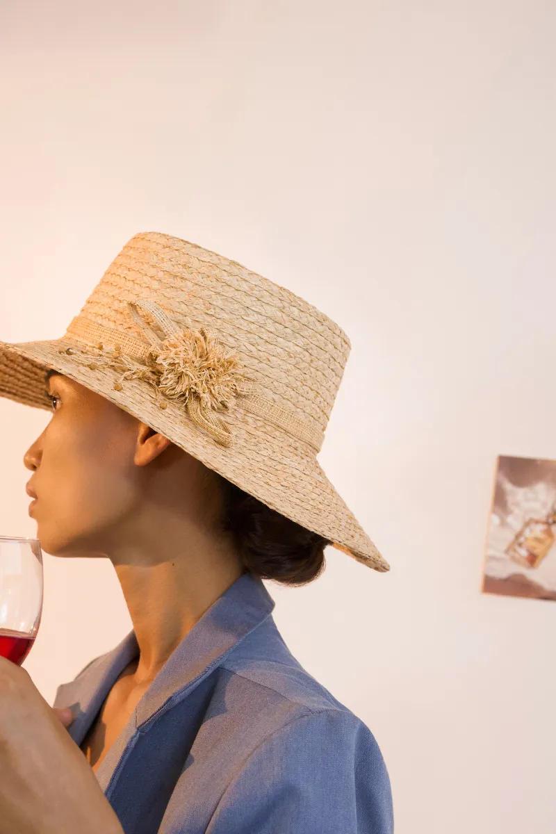 Gardenia flat crown raffia hat