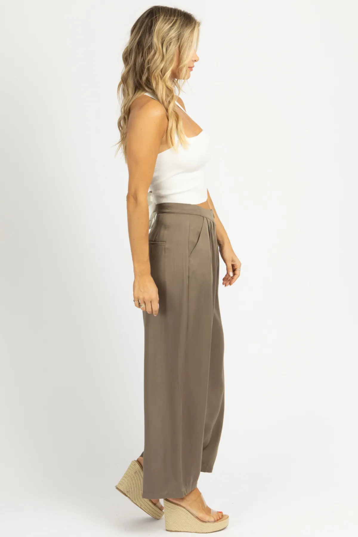 OLIVE PLEATED HIGH WAISTED TROUSER