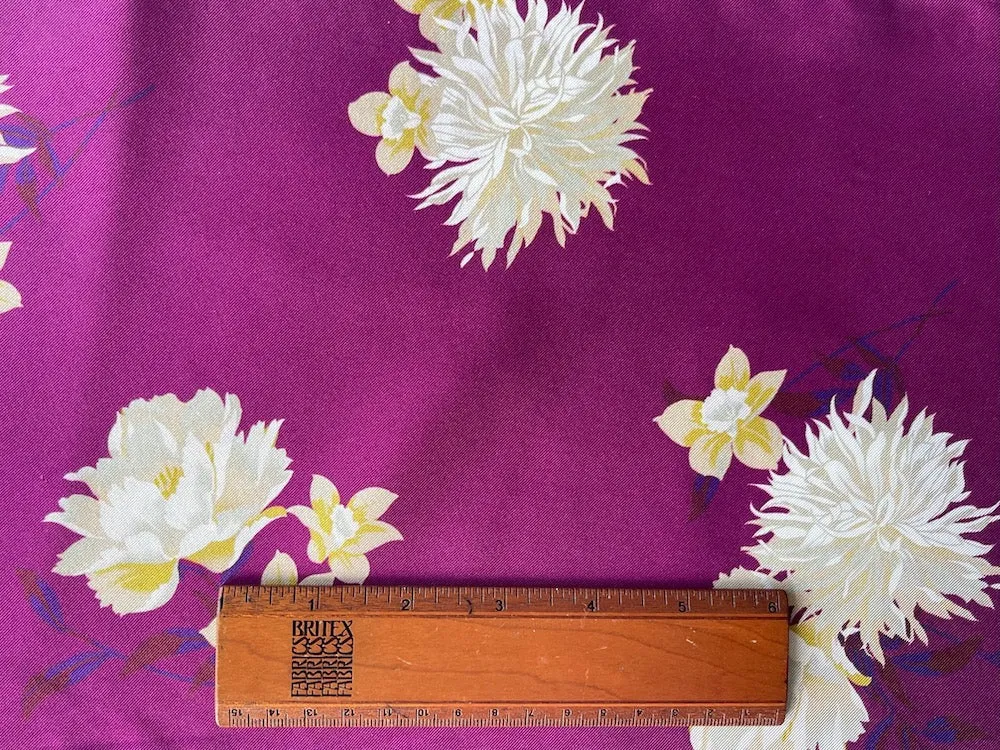 Pearl White Chrysanthemums & Creamy Daffodils on Fandango Silk Twill (Made in Italy)