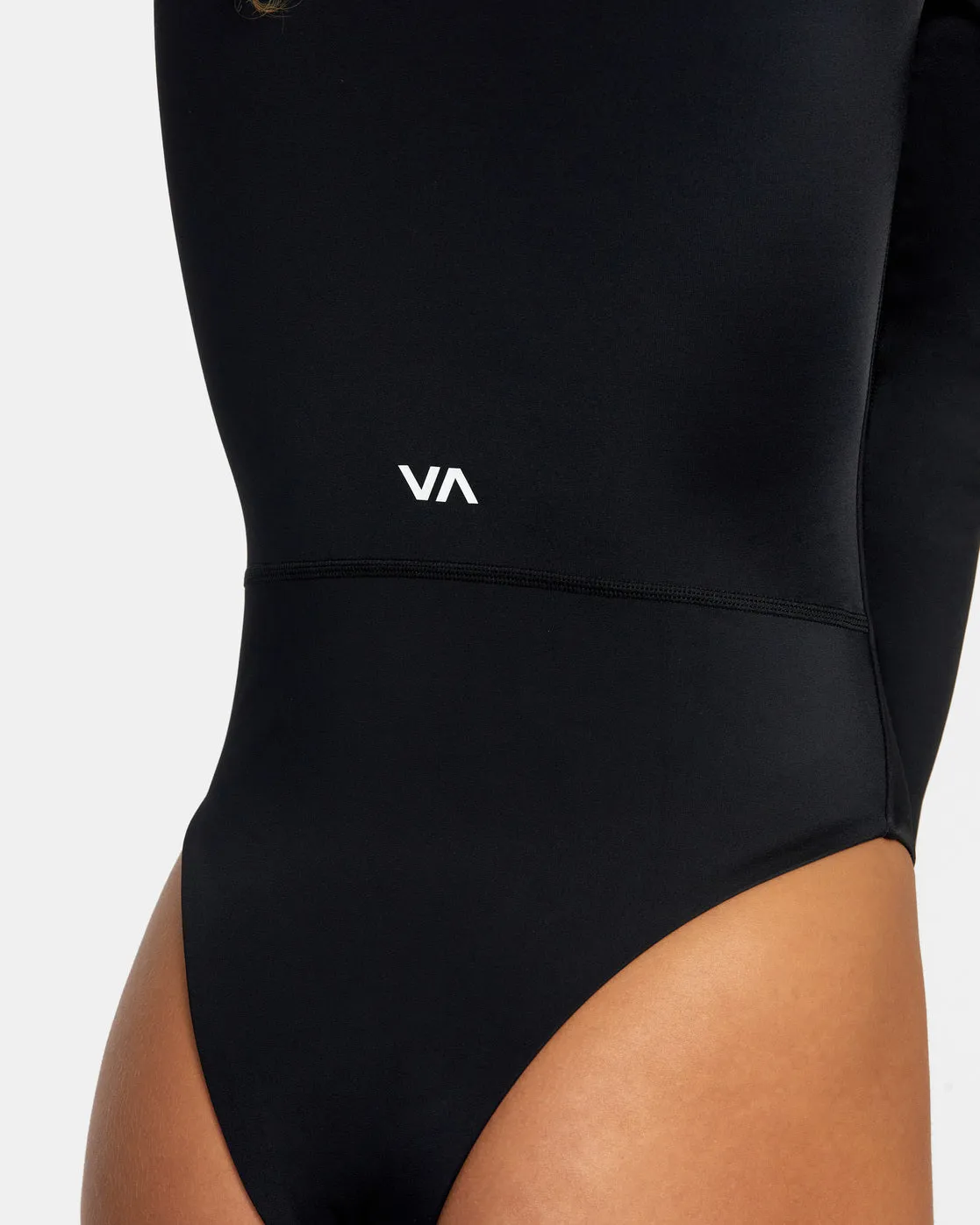 VA Sport Essential One-Piece Swimsuit - Black